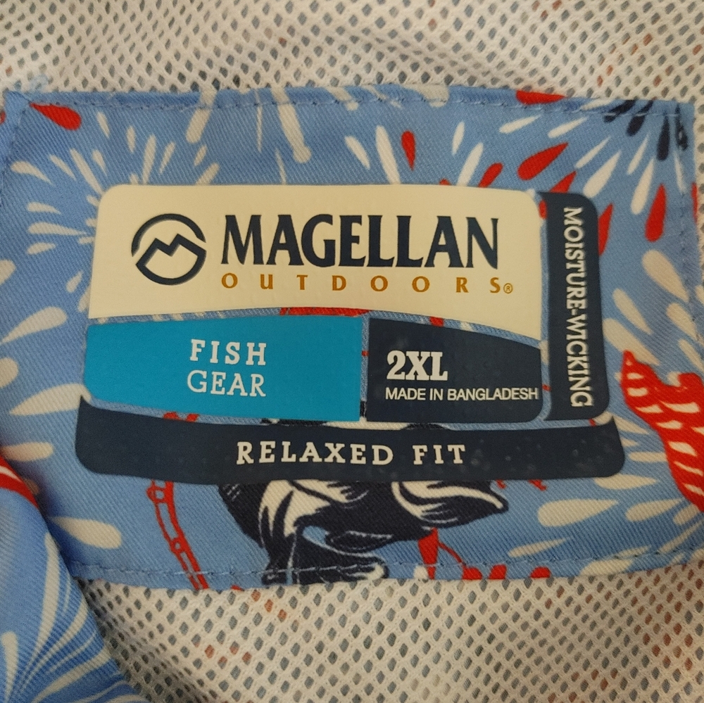 Magellan Outdoors Men's Americana Print Short Sleeve Shirt, Blue 2XL - Picture 4 of 6